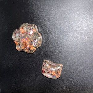 Glittery Paw and Cat Face Resin magnets
